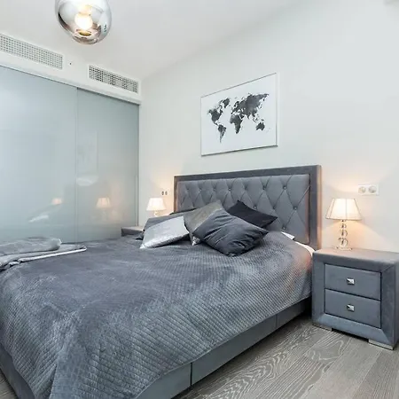 Meerhof Luxury Apartment-free Garage Parking Appartement